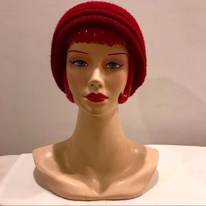 Unbranded ribbed knit red beanie hat. EUC
